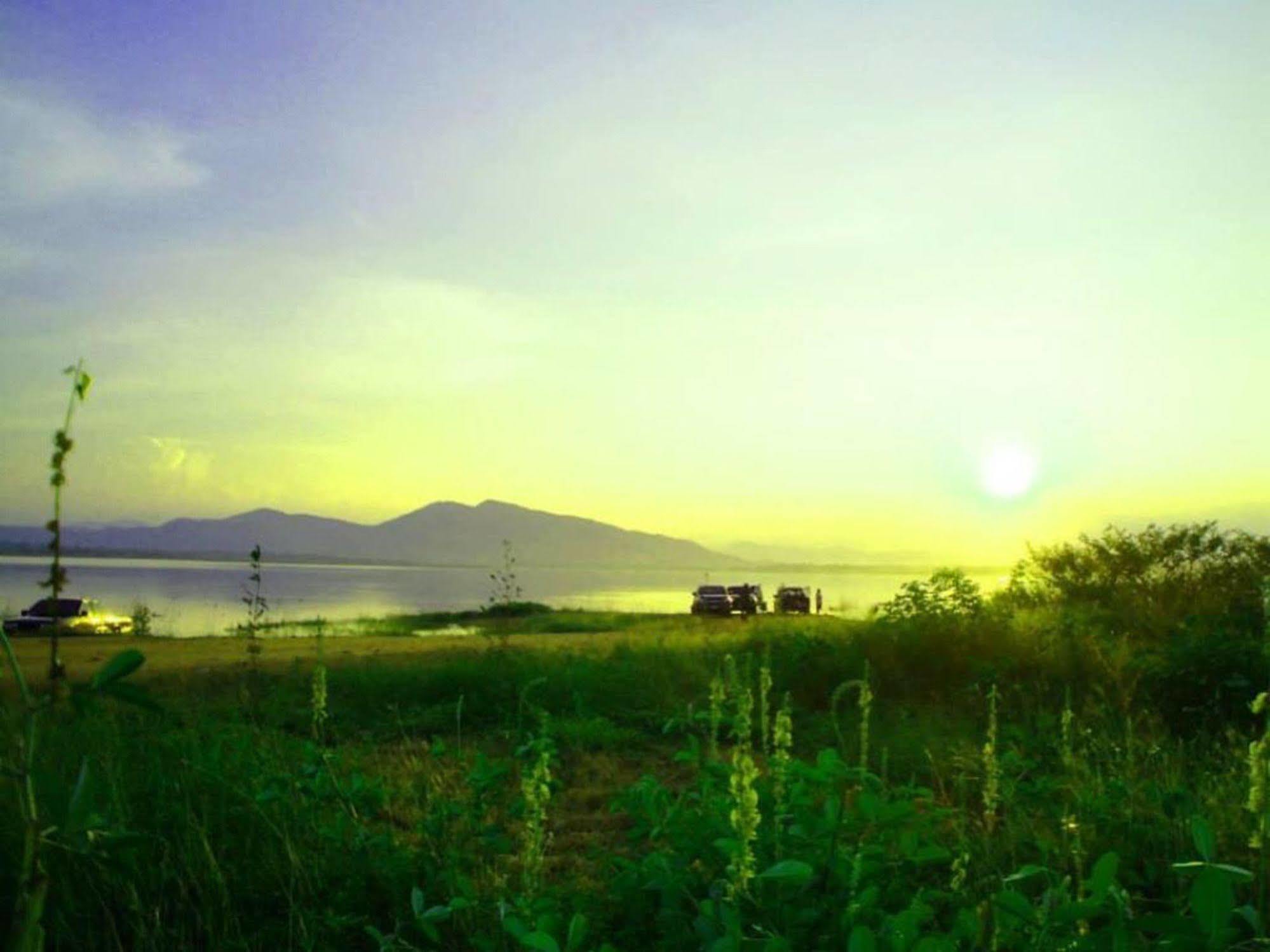 Lake Scene Resort Ratchaburi Zewnętrze zdjęcie